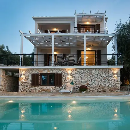 Villa Bougarini Haven Family Rock Pool Oasis *