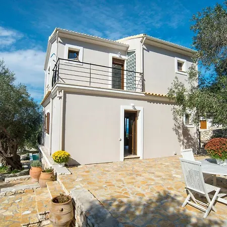 Villa Bougarini Haven Family Rock Pool Oasis
