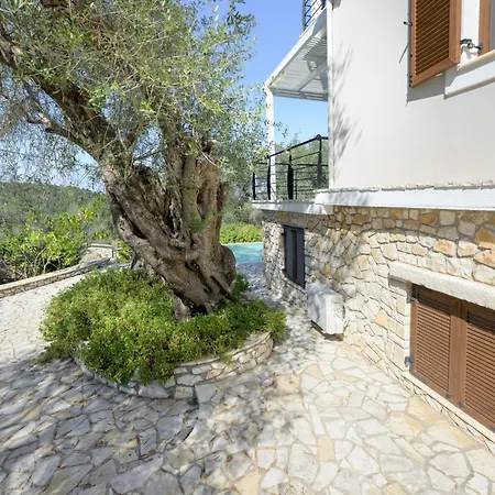 Villa Bougarini Haven Family Rock Pool Oasis