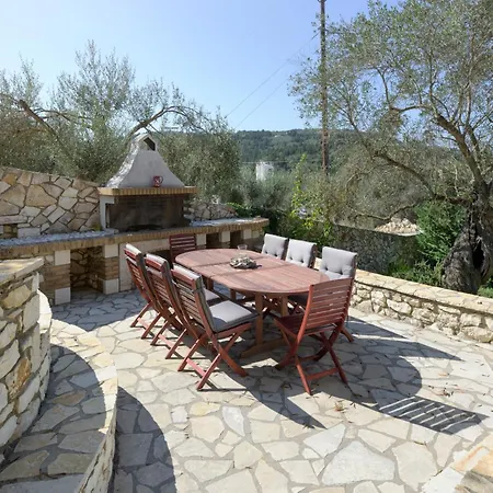 Villa Bougarini Haven Family Rock Pool Oasis *
